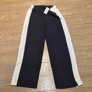 NWT Splits59 Navy & White Kingsley Wide Leg Pants